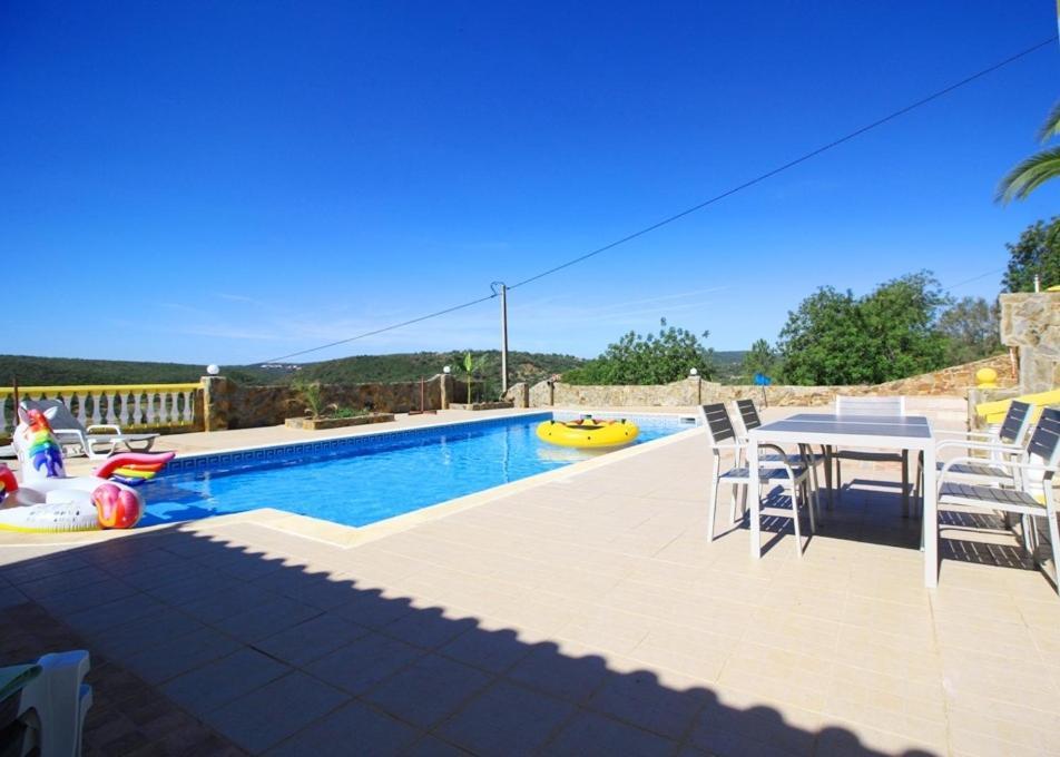 Casa Branca Holiday Resort Salir Экстерьер фото
