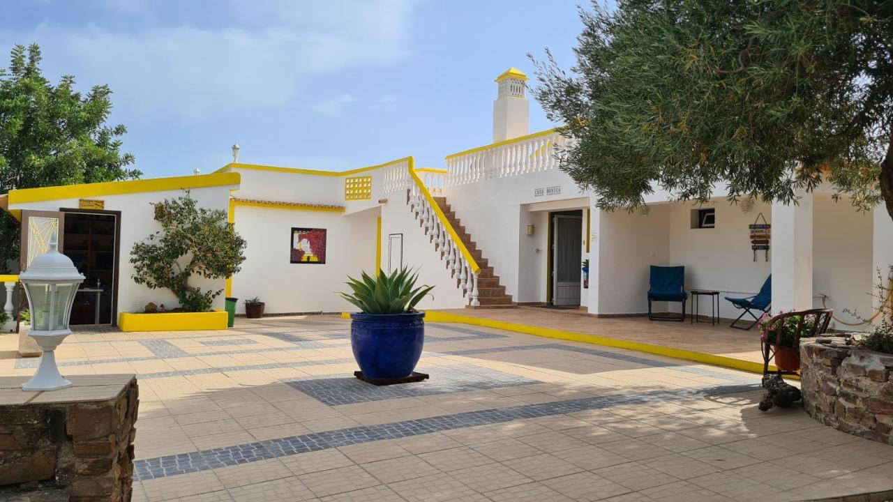 Casa Branca Holiday Resort Salir Экстерьер фото