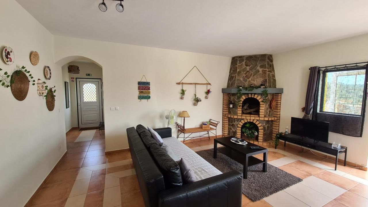 Casa Branca Holiday Resort Salir Экстерьер фото